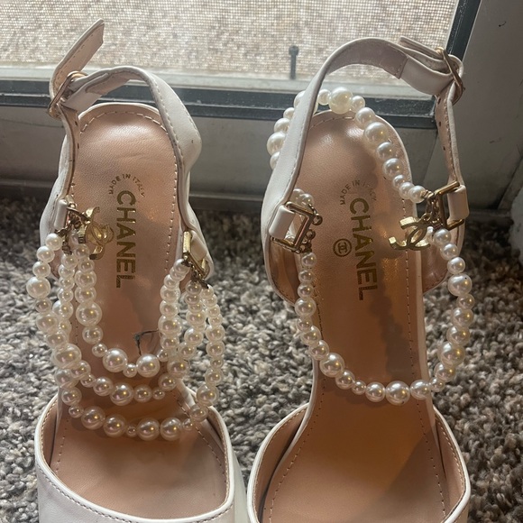 Chanel slingback pearl vintage heels size 6 - Picture 3 of 14